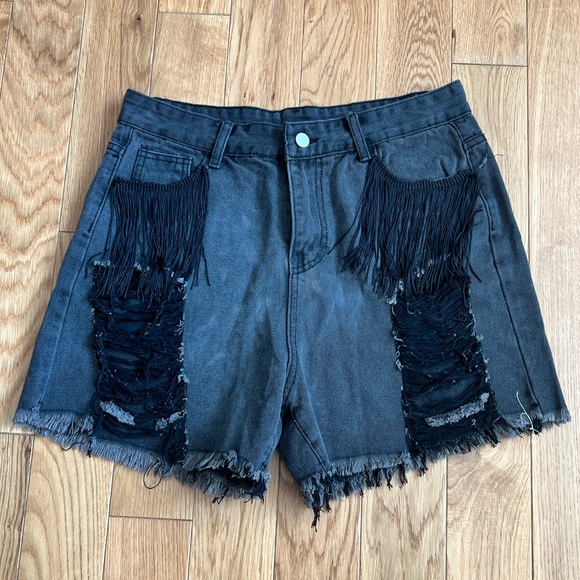 Distressed High Waisted Plus Size Denim Shorts - Picture 6 of 7